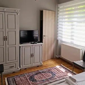Apartament Huerrem, Eger