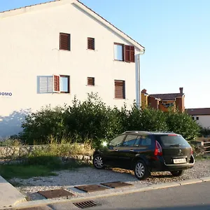apartments-duomo.primorje-gorskikotar.com/